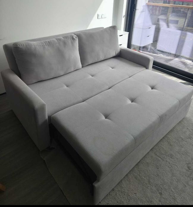 Sofá expansível Semi Novo