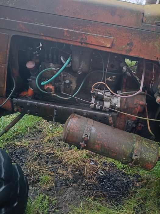 Traktor ciągnik MTZ 52