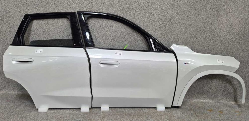 Двери дверь левая правая задняя передняя задние передние bmw x1 u11 бмв х1 ю11 разборка шрот