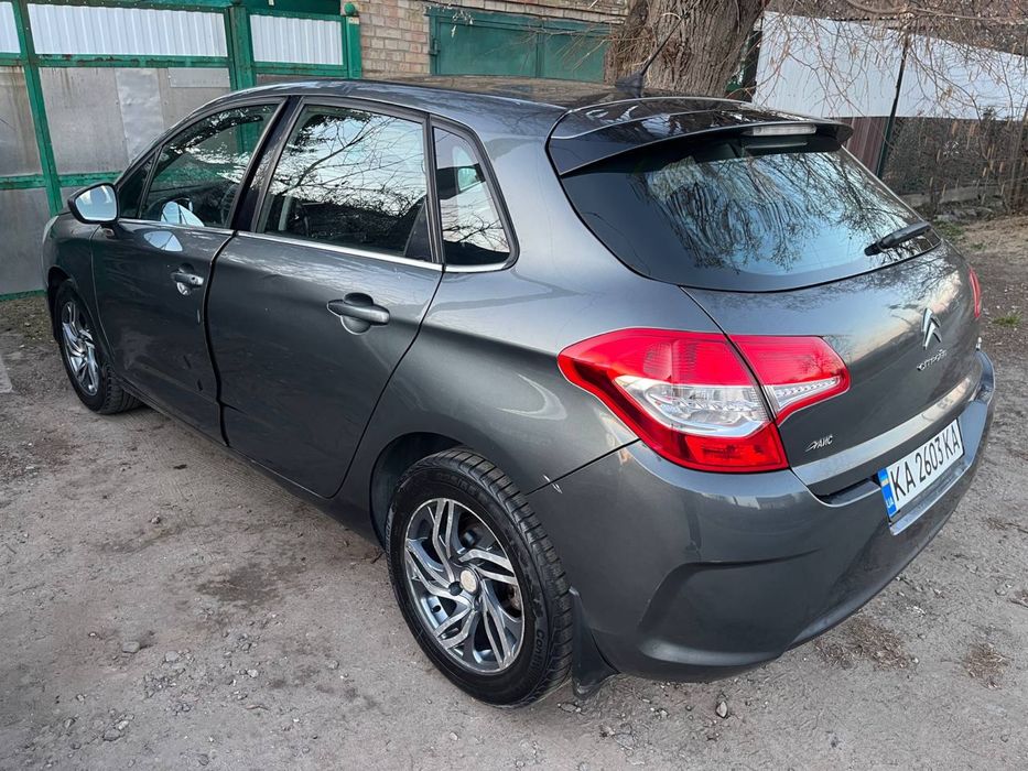 Citroen C4 продам