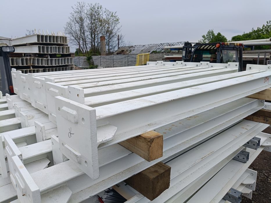 Słup stalowy dwuteownik 382cm wiata hala garaż
