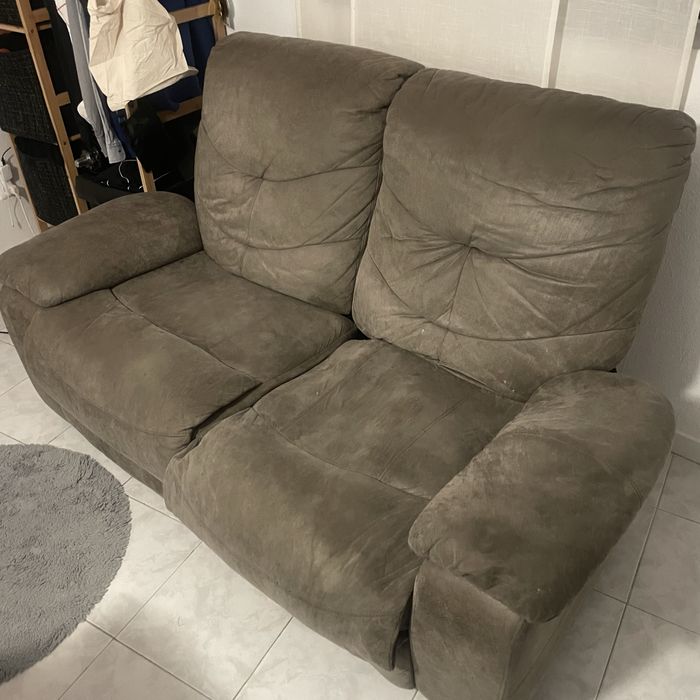 Sofá estado satisfatorio