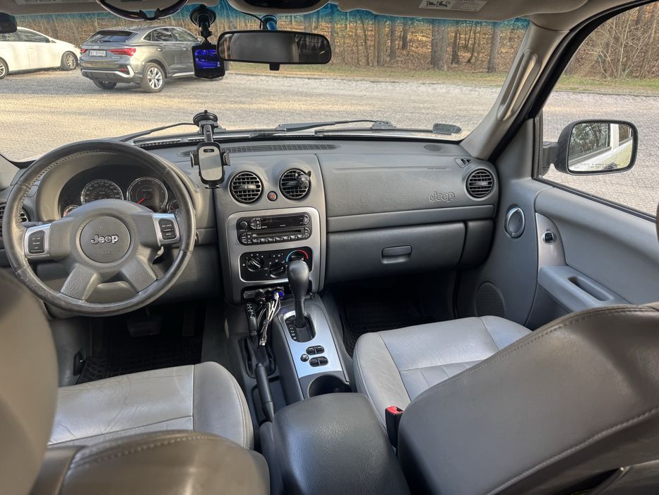 Jeep Cherokee KJ Limited 2.8 CRD