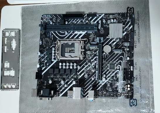 Motherboard ASUS PRIME H610M-E D4 — Como Nova (ainda em garantia)
