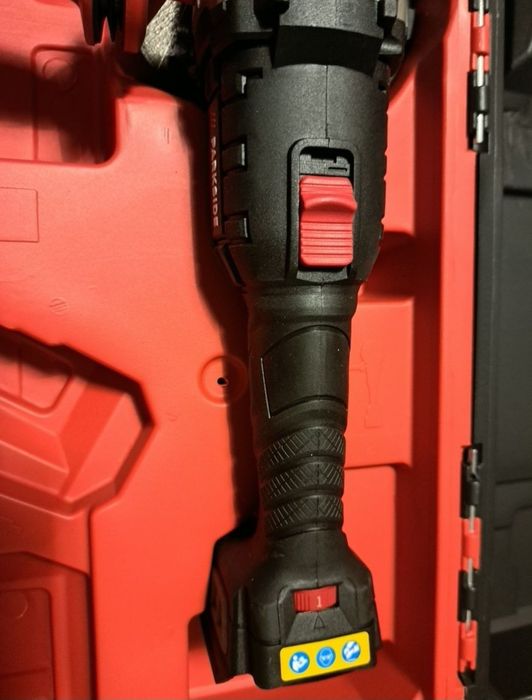 Szlifierka kątowa parkside performance PWSAP g7