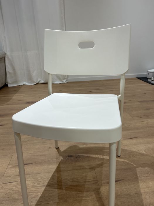 Mesa cozinha IKEA 75×25 cm + 4 cadeiras - bom estado