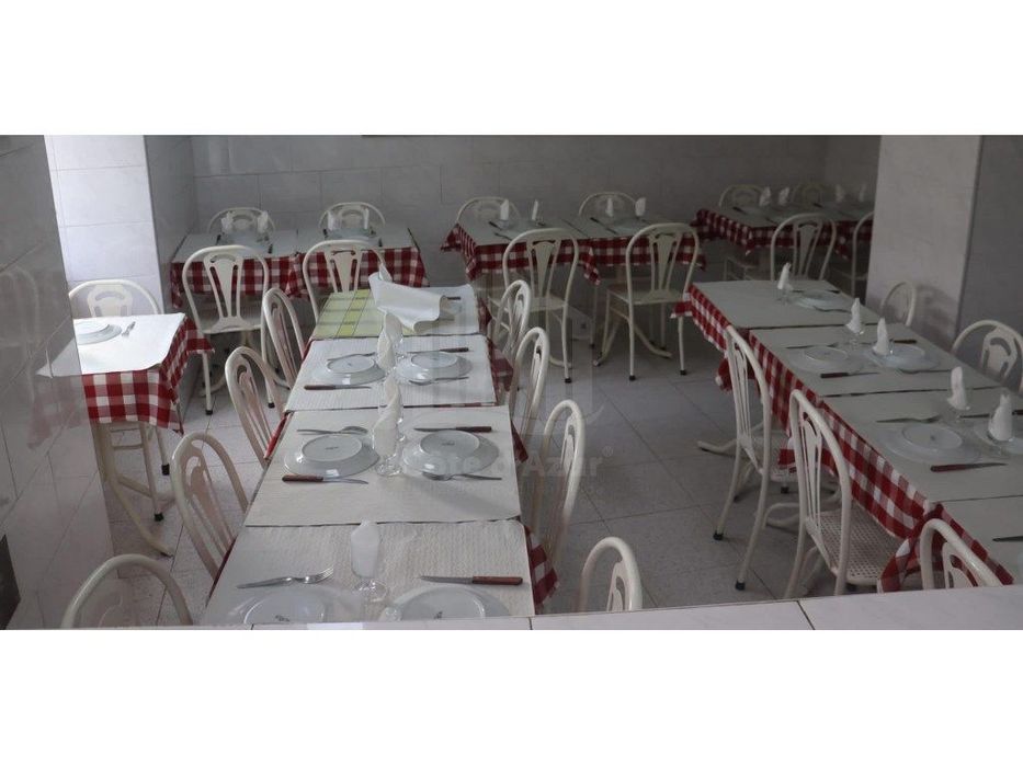 Restaurante totalmente Equipado
