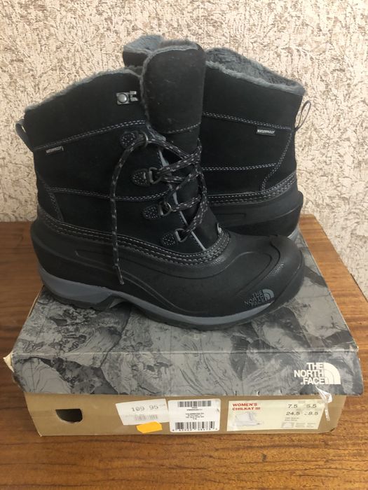 Продам ботинки