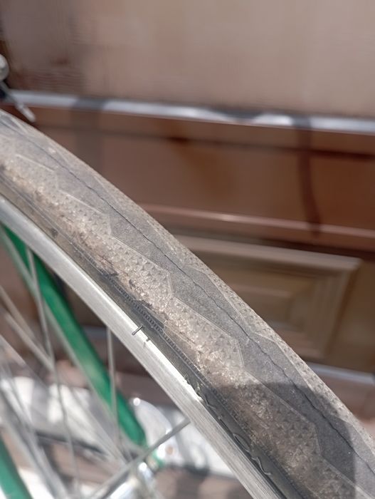 Bicicleta de estrada em ótimo estado roda 700X23