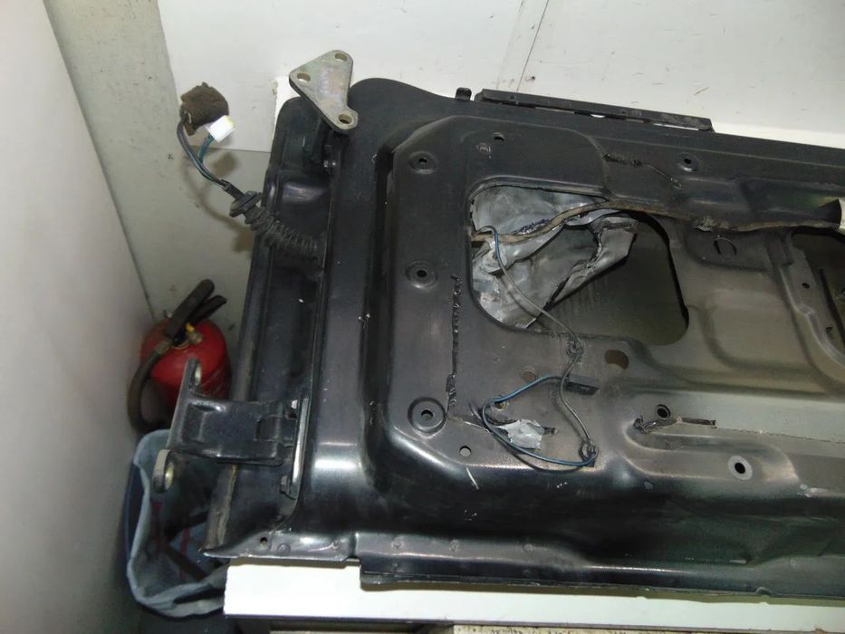 Opel frontera B porta mala