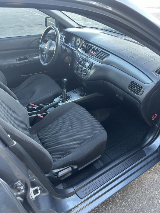 Mitsubishi lancer 9