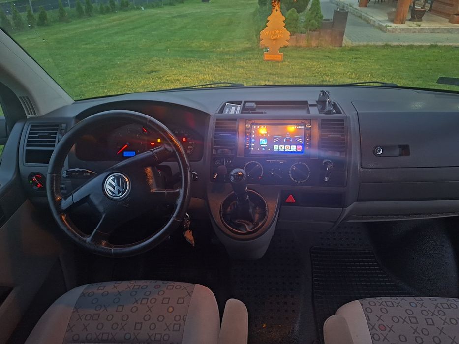 VW T5 2.5TDI 5 osób Long