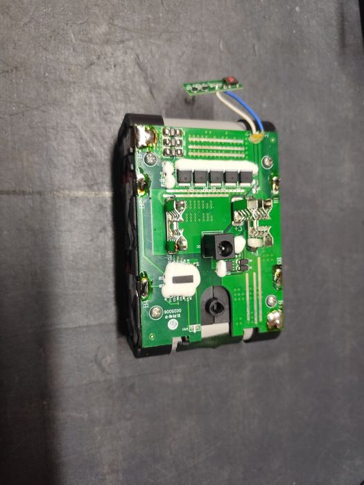 Bateria 20v 8ah 100A Chińskie Makita Gisam podobne chińskie narzędzia