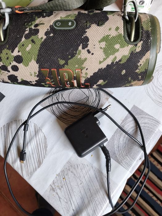 JBL bombox 3 camuflada