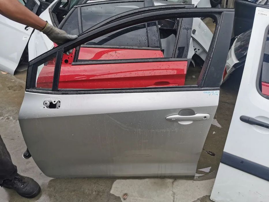 Porta Frente Esquerda Toyota Corolla do ano 2019