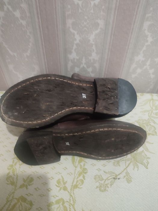 Чобітки, ботинки шкіра