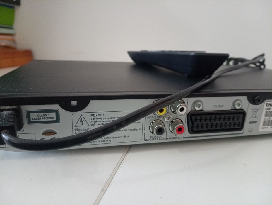 Leitor de DVD Philips Com comando	 - Pouco Uso. Como Novo*