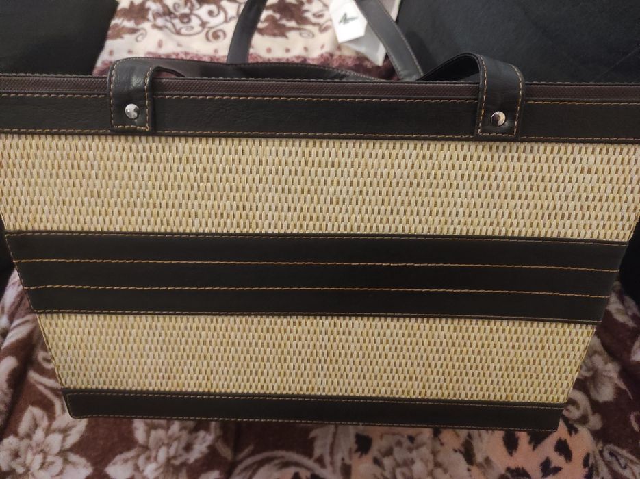 Cesta Antiga de pele