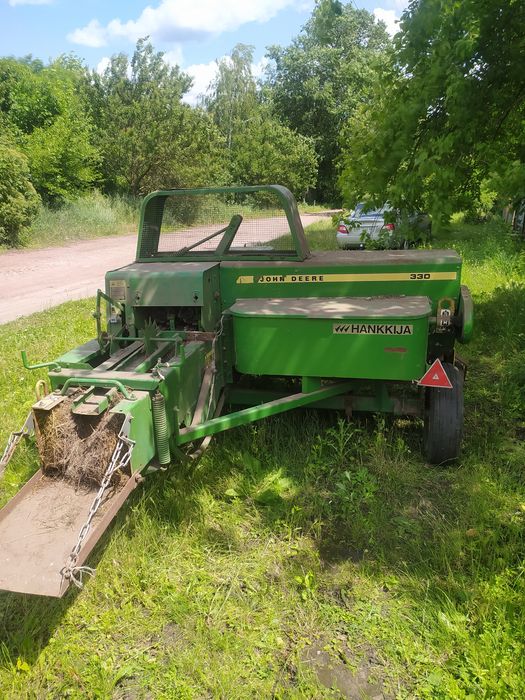 Продам прес Джон дір 330