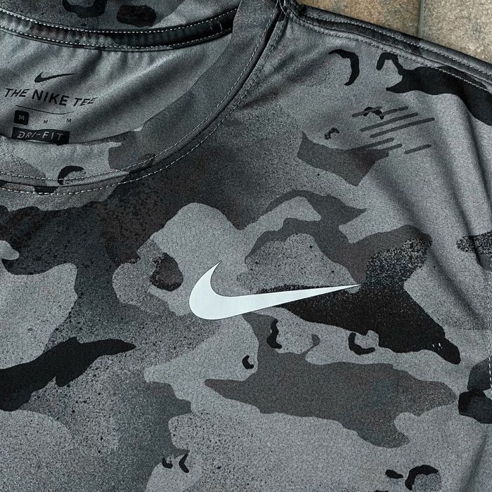 Nike dri-fit компресійна футболка спортивна