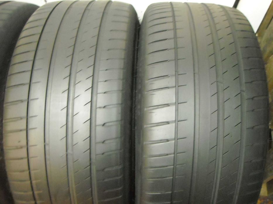 opony.255/40R20 Michelin