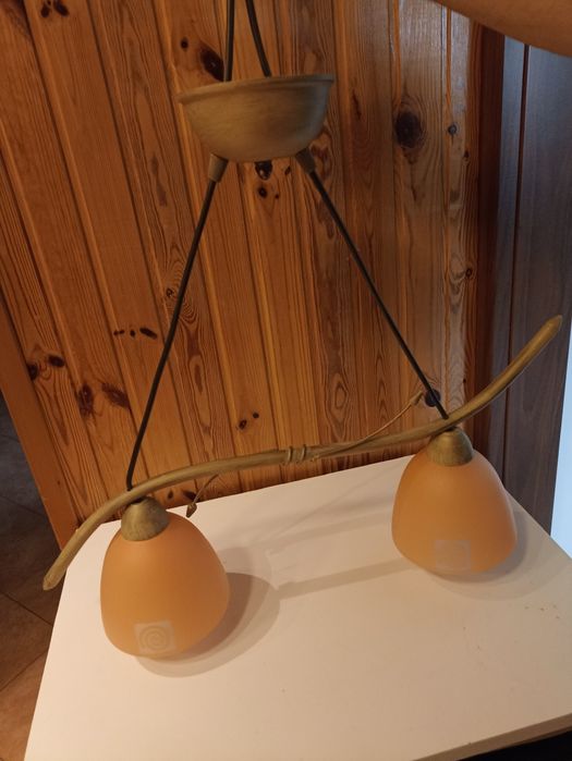 Żyrandol i dwie lampki nocne