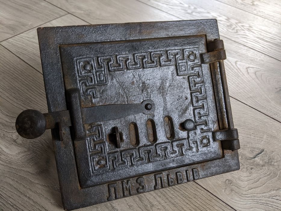 Дверцята чавунні ЛМЗ Львів. Раритет. Вінтажні