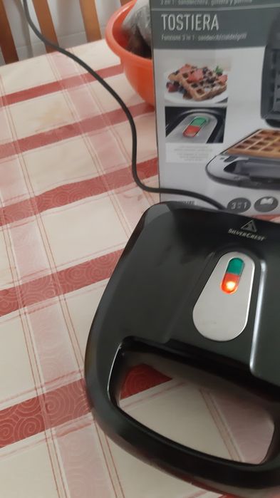 Sanduicheira, tostadeira