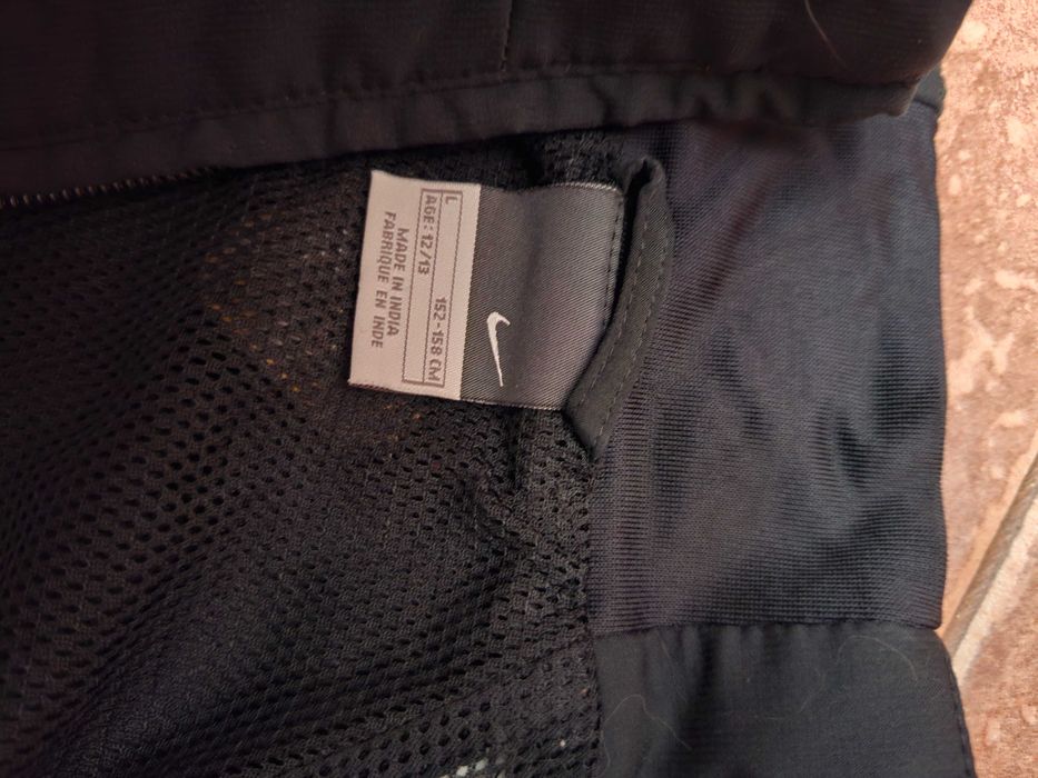 Bluza/ wiatrówką  Nike 152-158