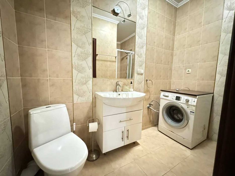 Продаю Будинок з ремонтом, меблями та зручним розташуванням!!!