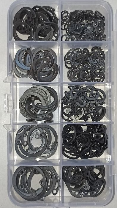 Стопорні кільця 300 шт. для кріплення підшипників та ін.