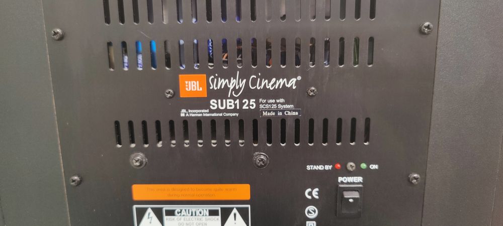 Kolumna  aktywna  subwoofer JBL