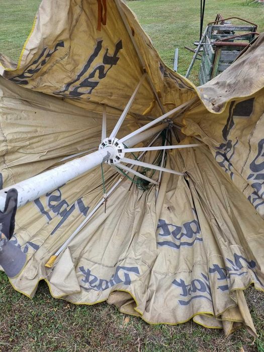 Duży parasol ogrodowy Piast
