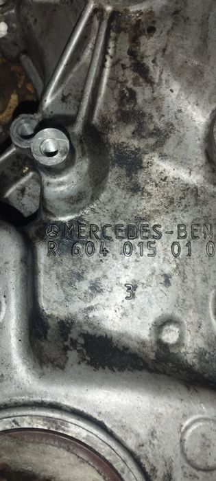 Кришка передня Мерседес ом604, 605,606