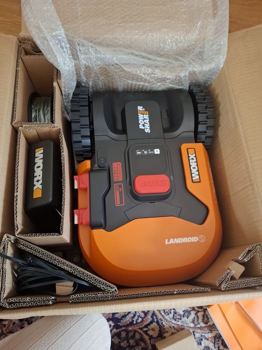 Kosiarka robot koszący Worx Landroid WR130E