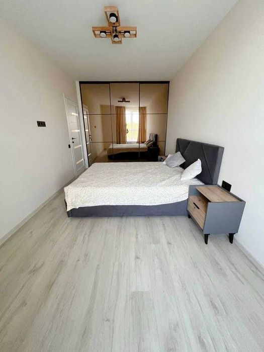 Продаж просторої 1-кімнатної квартири по вулиці Карла Мікльоша