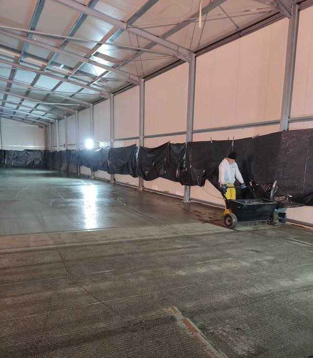 Posadzki betonowe przemysłowe oraz z Mixokreta