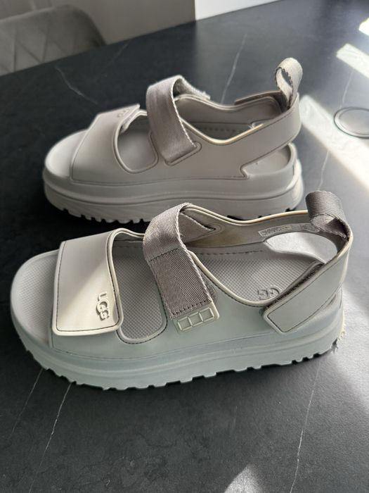 Сандалі босоніжки Ugg сірий колір 40 розмір