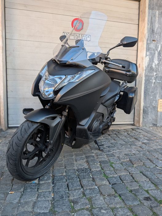 Honda Integra 700cc