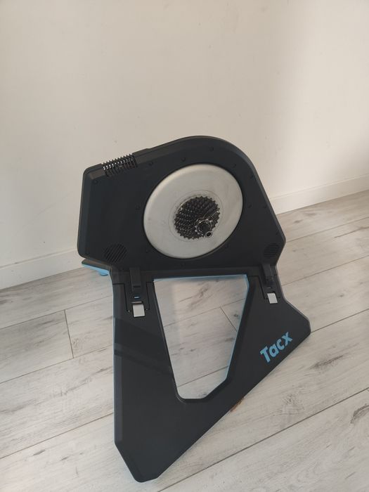 Trenażer rowerowy  Neo 2T Tacx Smart neo2