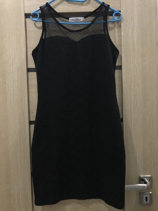 Czarna elegancka sukienka