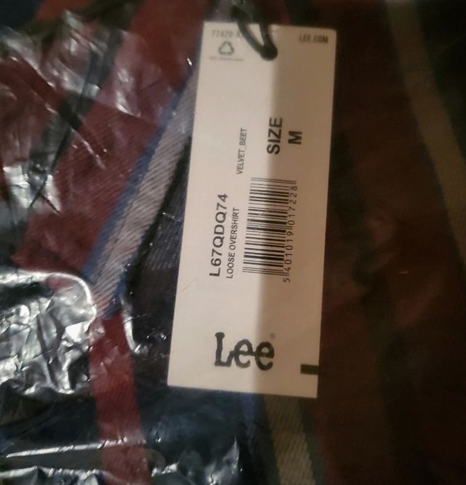 Sobre -Camisa grungel LEE. M