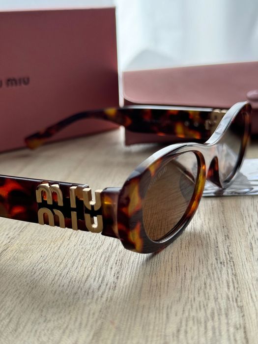 Óculos de sol miu miu