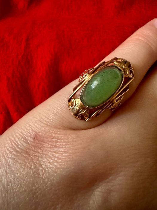 Украшения ювелирные