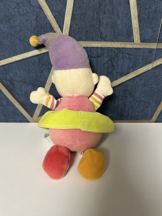 Maskotka grzechotka pajacyk wysokość 27 cm