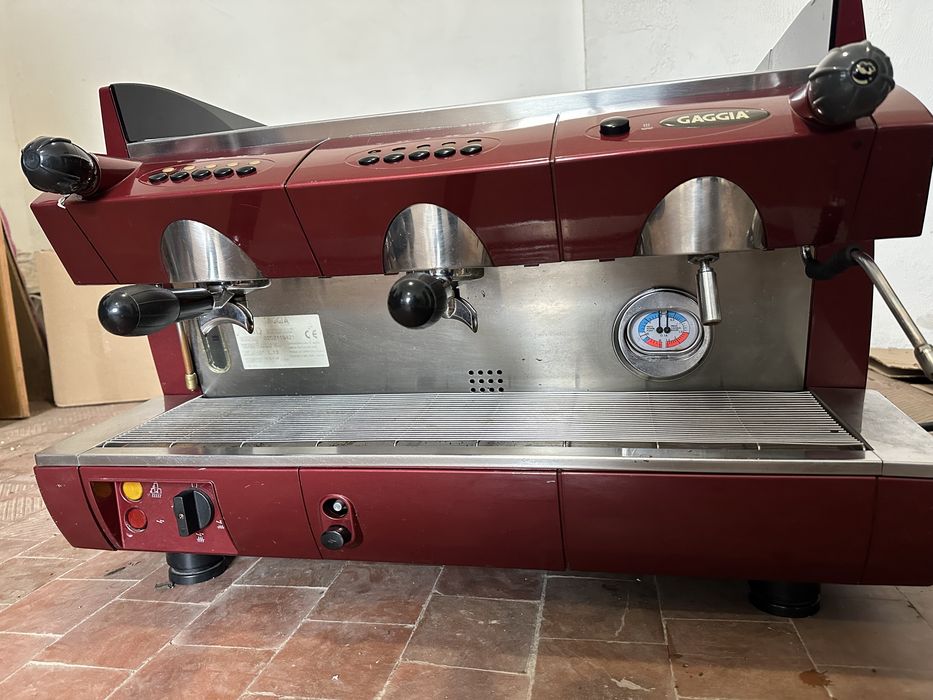 Професійна кавомашина