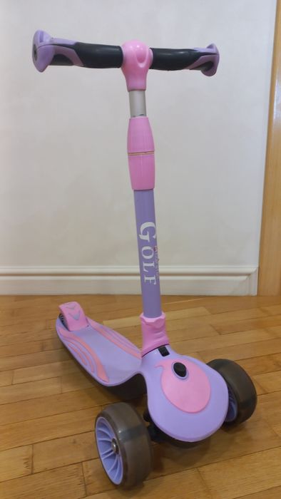 Самокат триколісний iTrinke