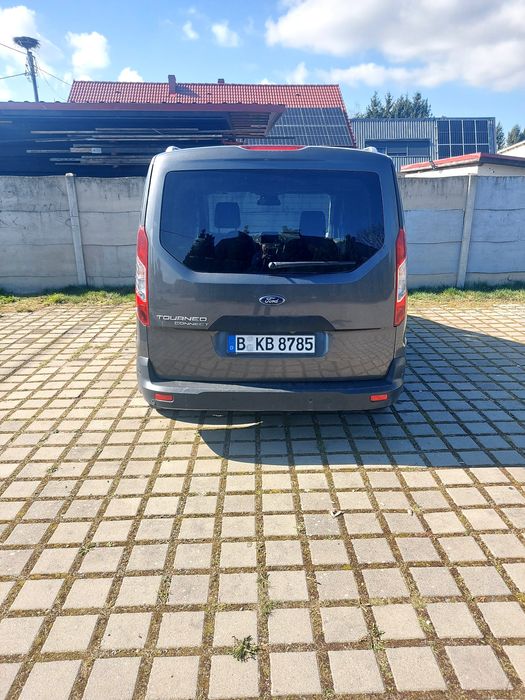 Sprzedam forda conecta 2019 rok