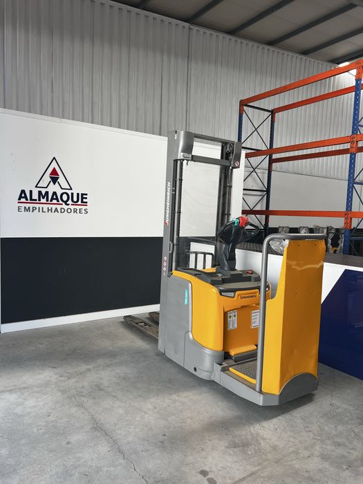 Stacker Eletrico Com Plataforma 1400kg Ano:2019