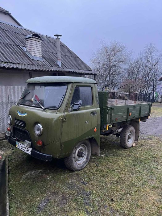 Продам бортовий Уаз